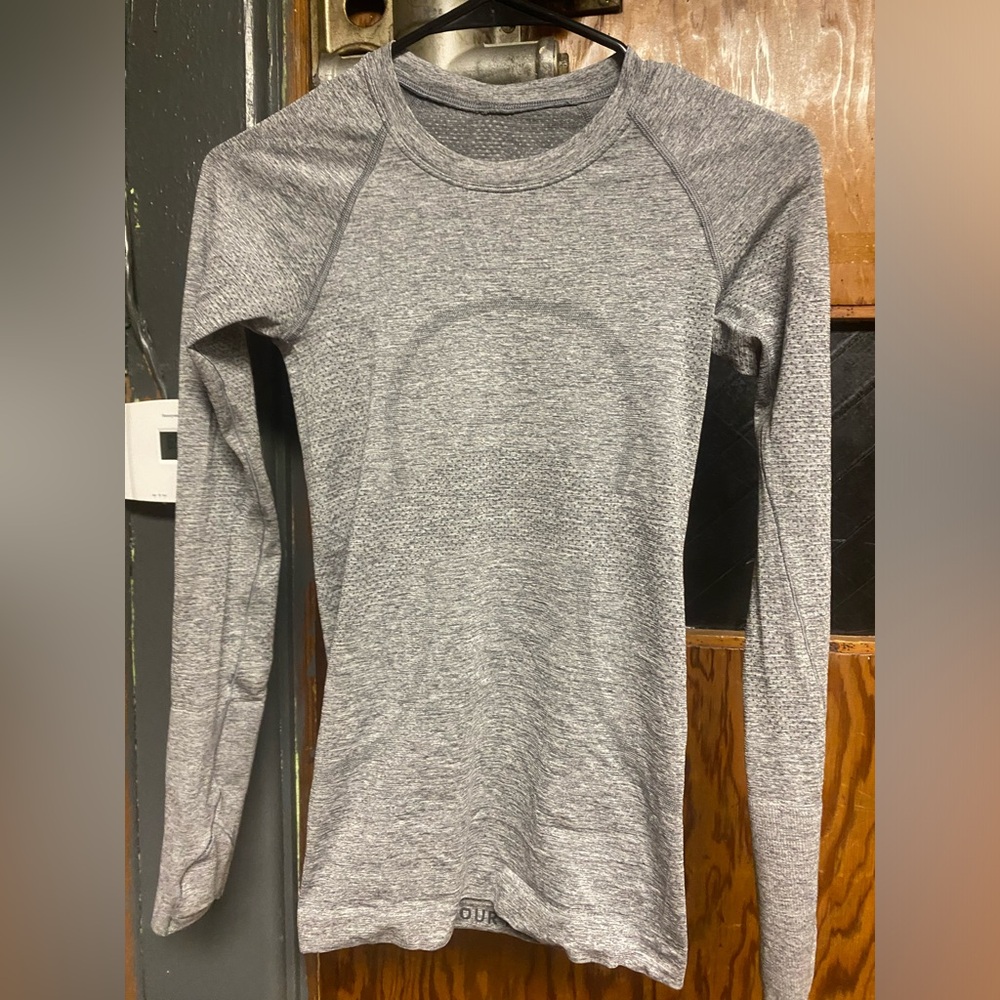 Lululemon Grey Long sleeve Swiftly Tech